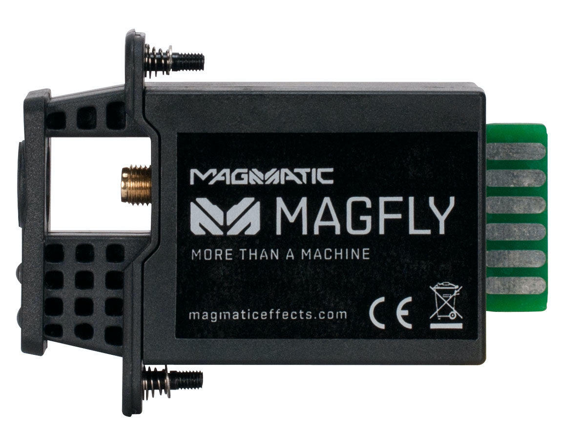 magmatic-magfly-wireless-dmx-receiver-card-and-antenna.jpeg